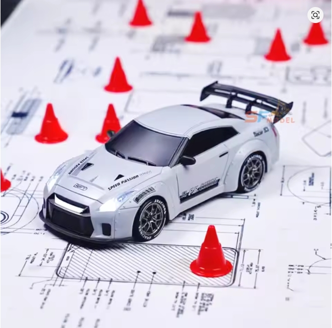 سيارة درفت RC صغيرة بمقياس 1/2 - مراجعة Rc Drift Car 1 24 Scale 4Wd وسعره