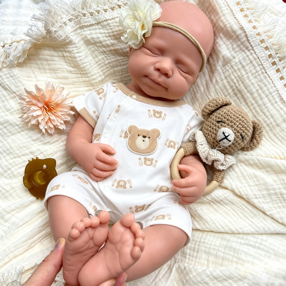 دمية سيليكون كاملة غير مطلية ب - مراجعة Reborn Baby Doll Silicone Realistic وسعره